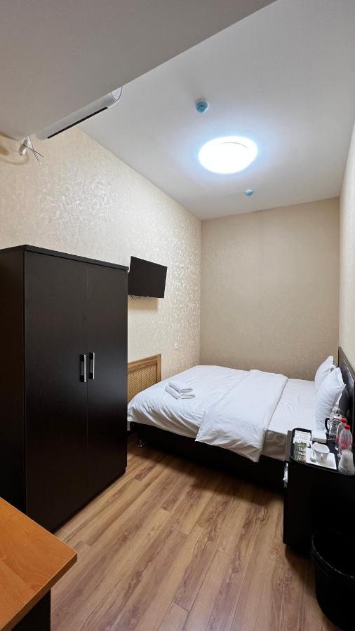 Hayot Hostel Tashkent Ngoại thất bức ảnh